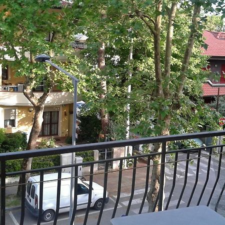 Residence Monaco Appartamenti Rimini Eksteriør billede