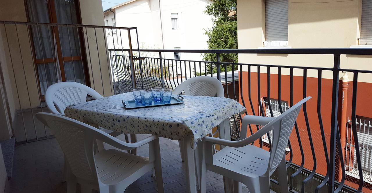 Residence Monaco Appartamenti Rimini Eksteriør billede